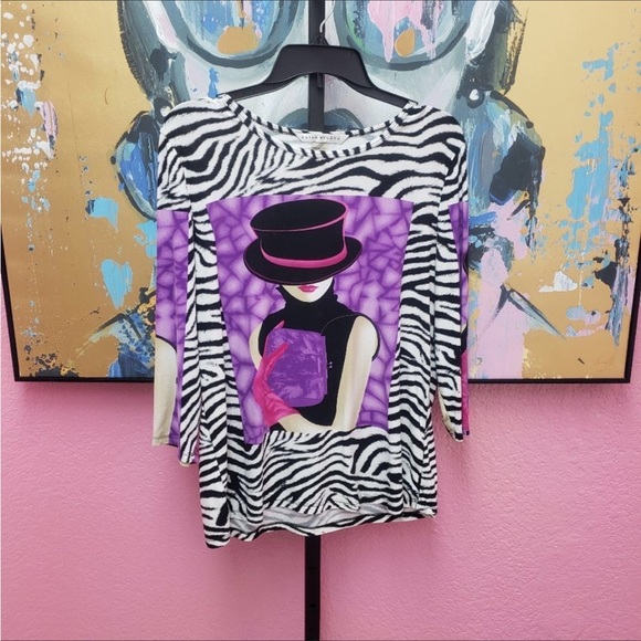 Peter Nygard Top - Picture 5 of 5